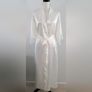 Flora Maxi Satin Robe